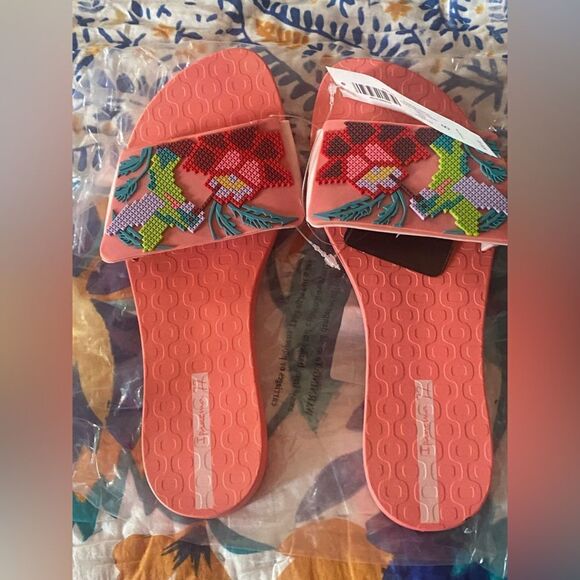 - Ipanema NECTAR slide-look thong flip flop sandals - Picture 2 of 6
